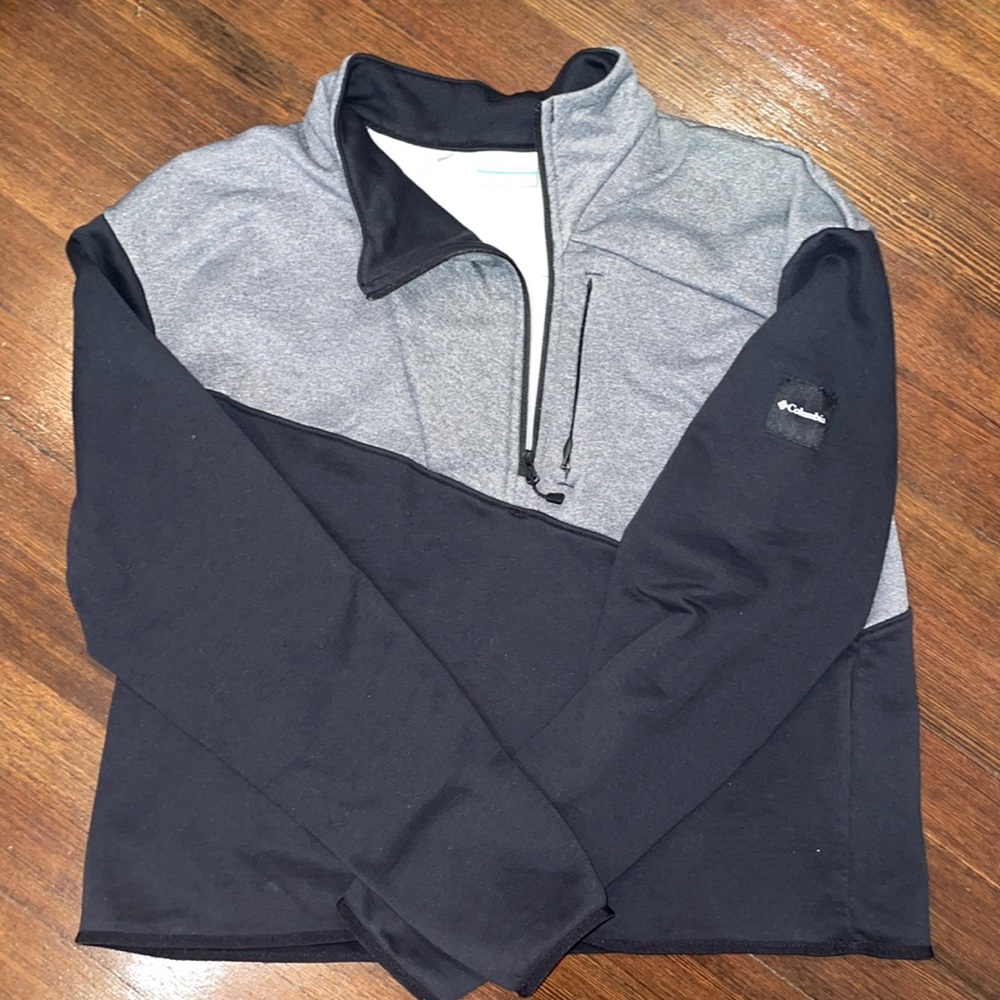 NWOT Girls Columbia Quarter-zip Sweater